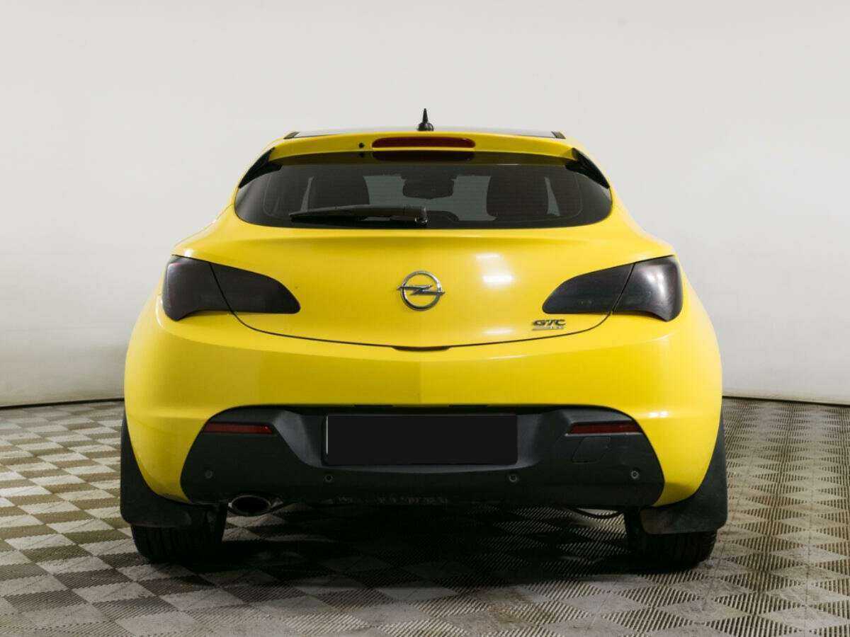 Opel Astra 2013 года с пробегом. Фото: #5