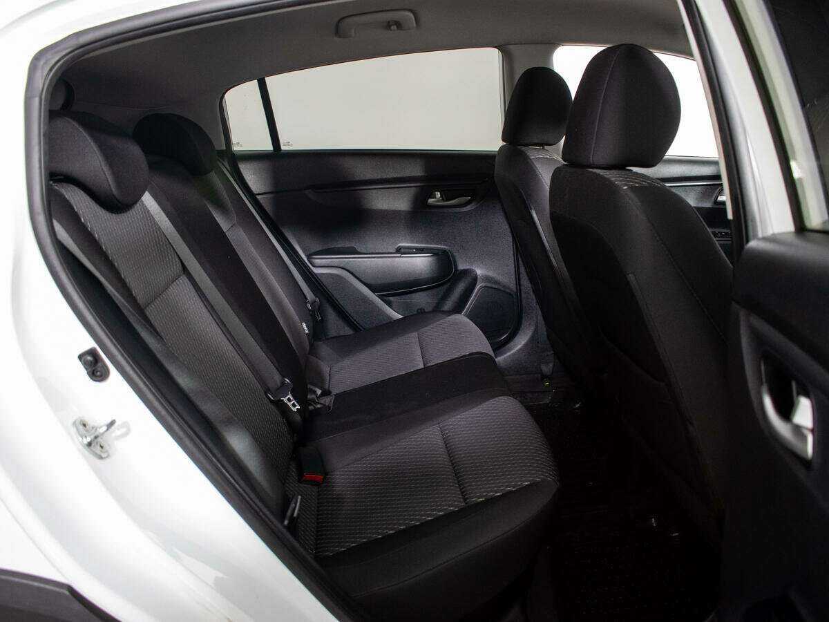 Kia Rio 2018 года с пробегом. Фото: #6