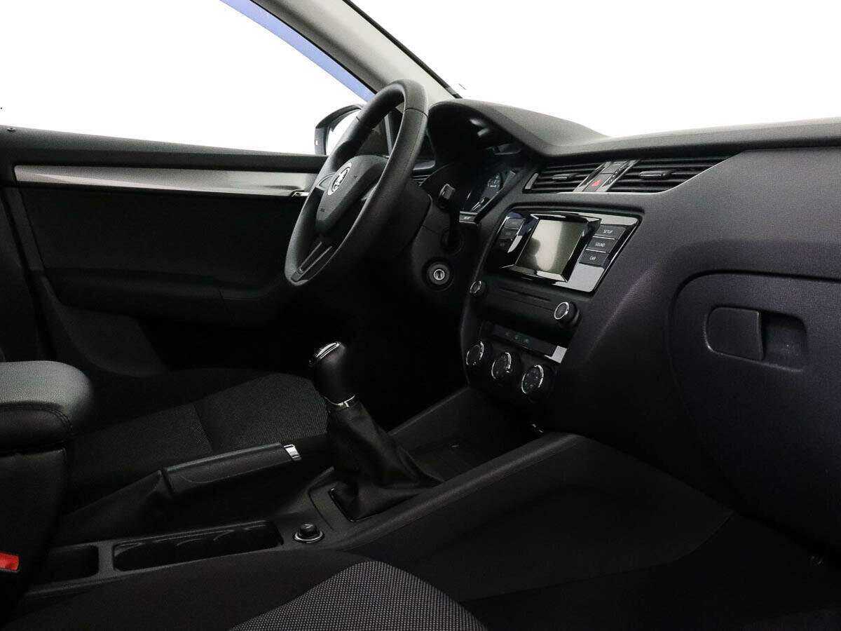 Б/У Шкода Октавия 2015 года. Фото: #6