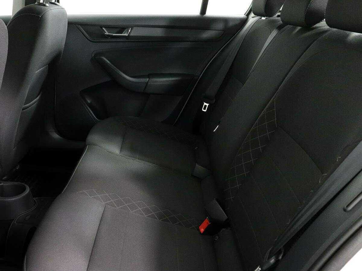 Skoda Rapid 2020 года с пробегом. Фото: #4