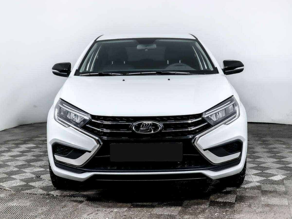 Lada (ВАЗ) Vesta 2023 года с пробегом. Фото: #1