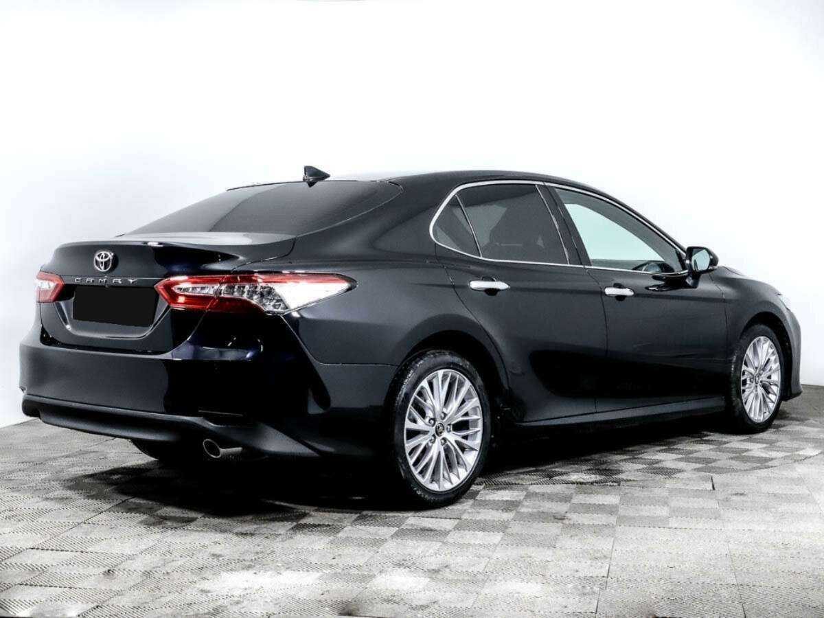 Toyota Camry 2019 года с пробегом. Фото: #3