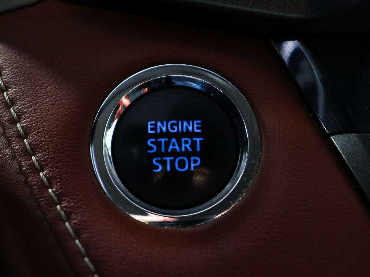 Б/У Тойота Рав4 2013 года. Фото: #17