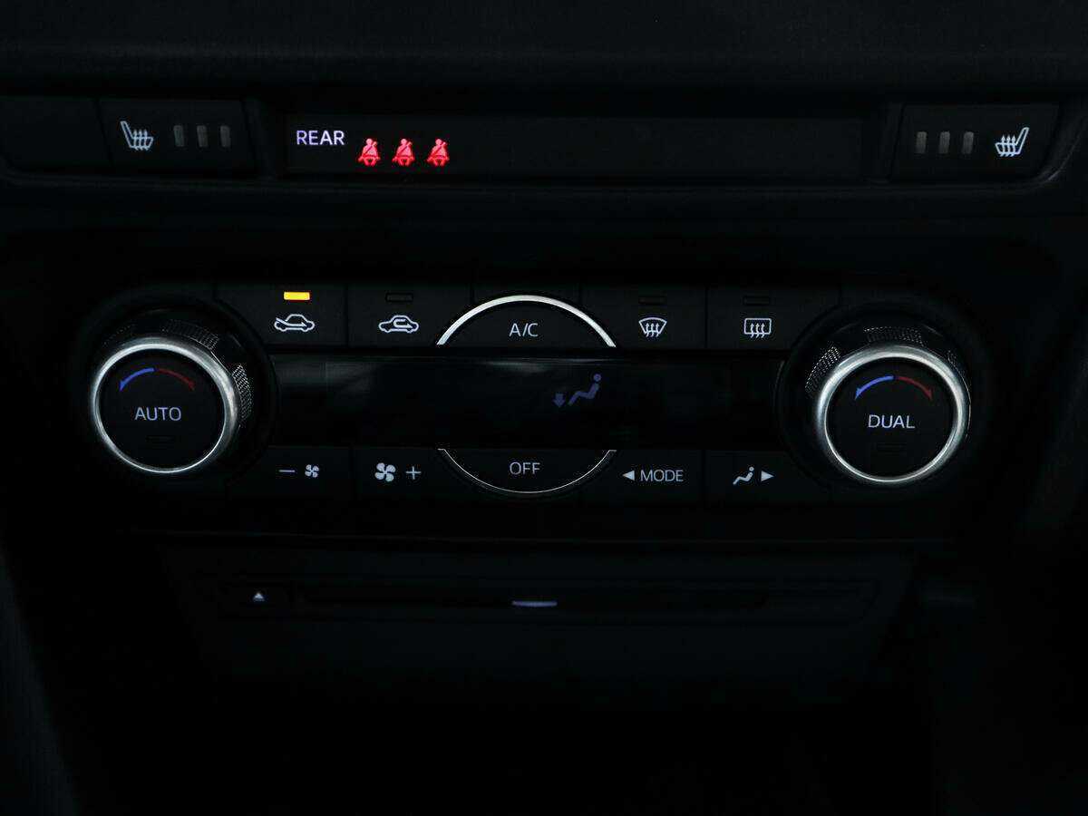 Mazda 3 2014 года с пробегом. Фото: #16