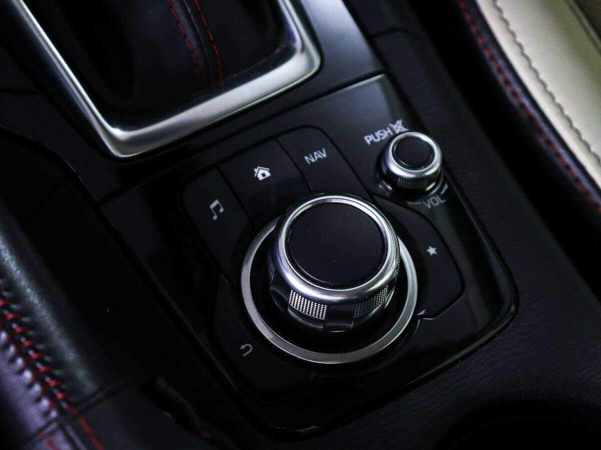 Mazda 3 2014 года с пробегом. Фото: #17