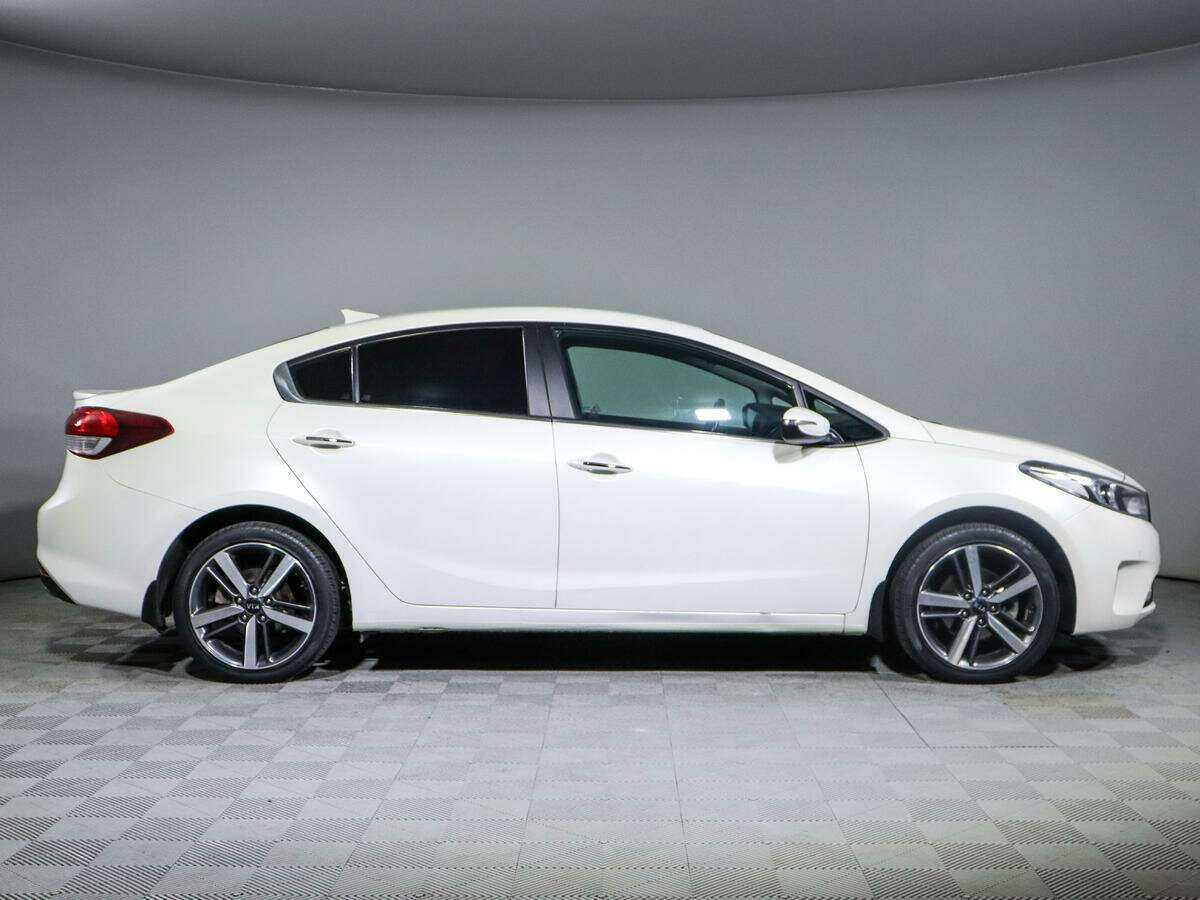 Kia Cerato 2018 года с пробегом. Фото: #3