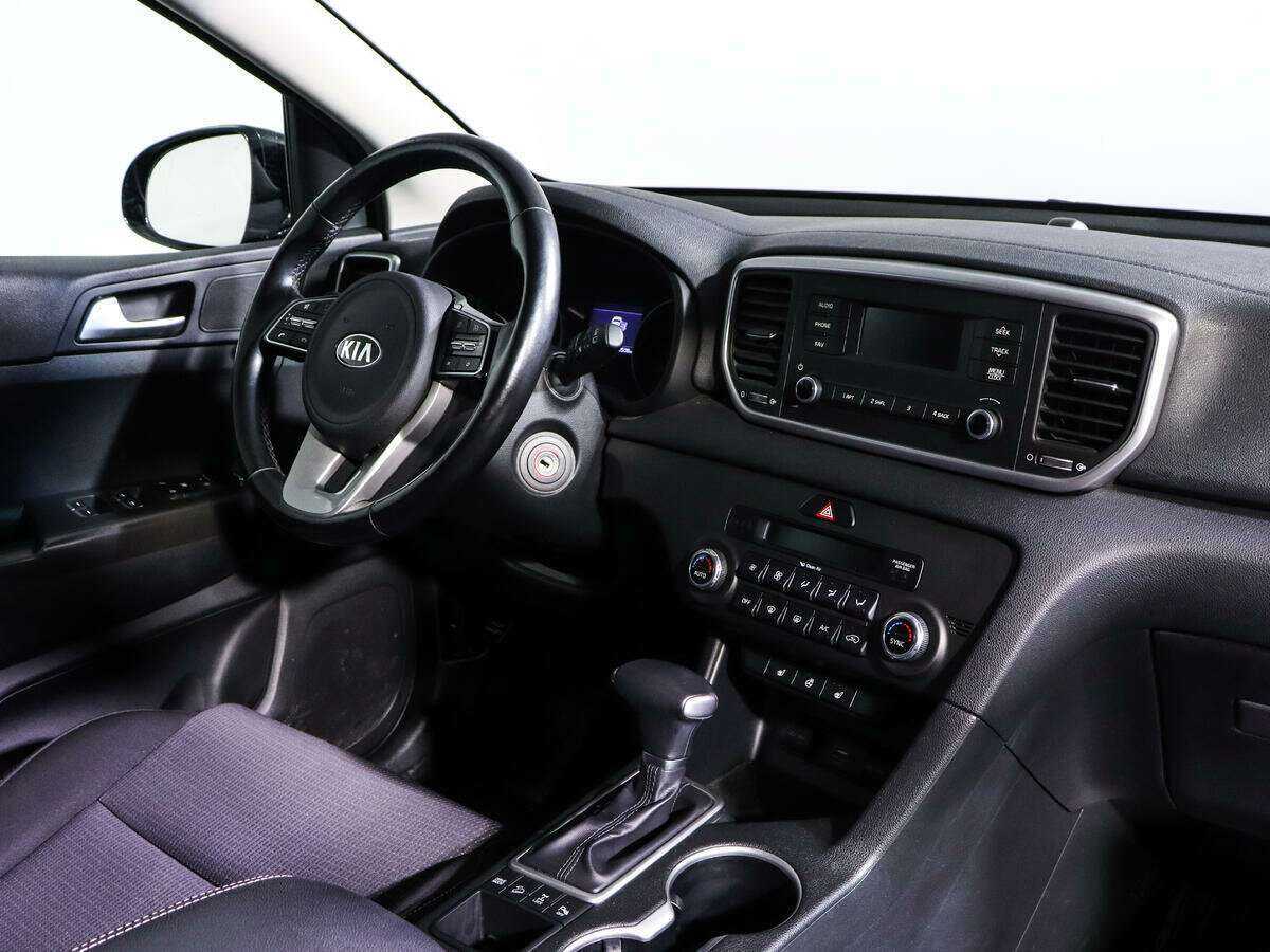 Б/У Киа Спортейдж 2018 года. Фото: #8