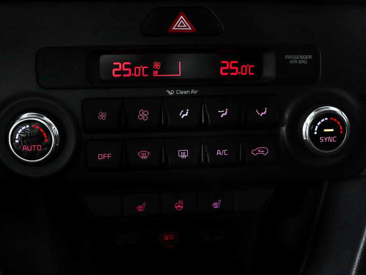 Б/У Киа Спортейдж 2018 года. Фото: #17