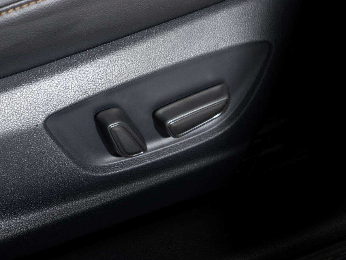 Toyota Camry 2019 года с пробегом. Фото: #13