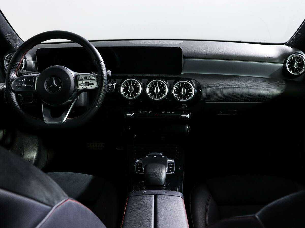 Mercedes-Benz A-Класс 2019 года с пробегом. Фото: #11