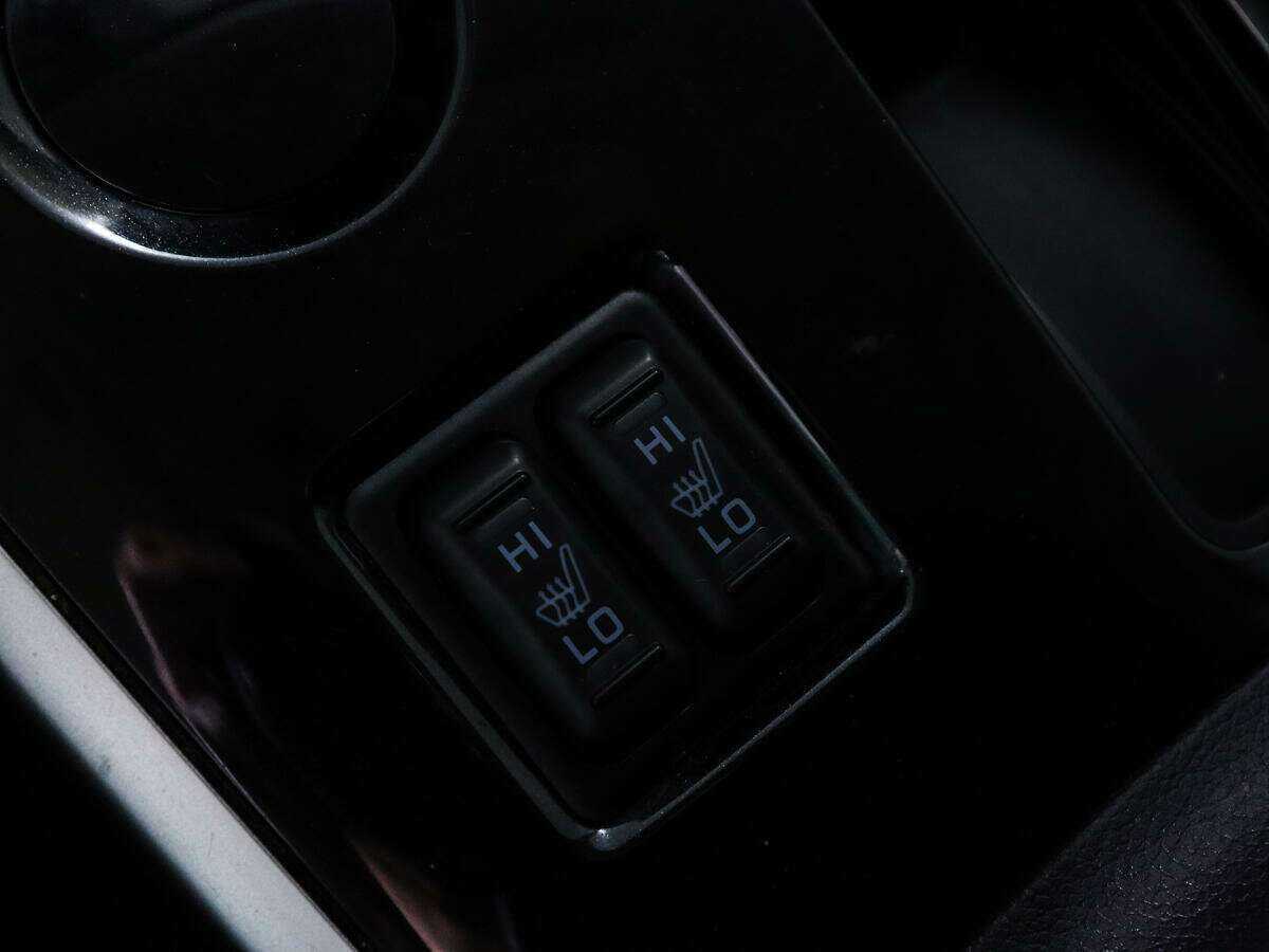 Б/У Митсубиши Оутлэндер 2018 года. Фото: #19