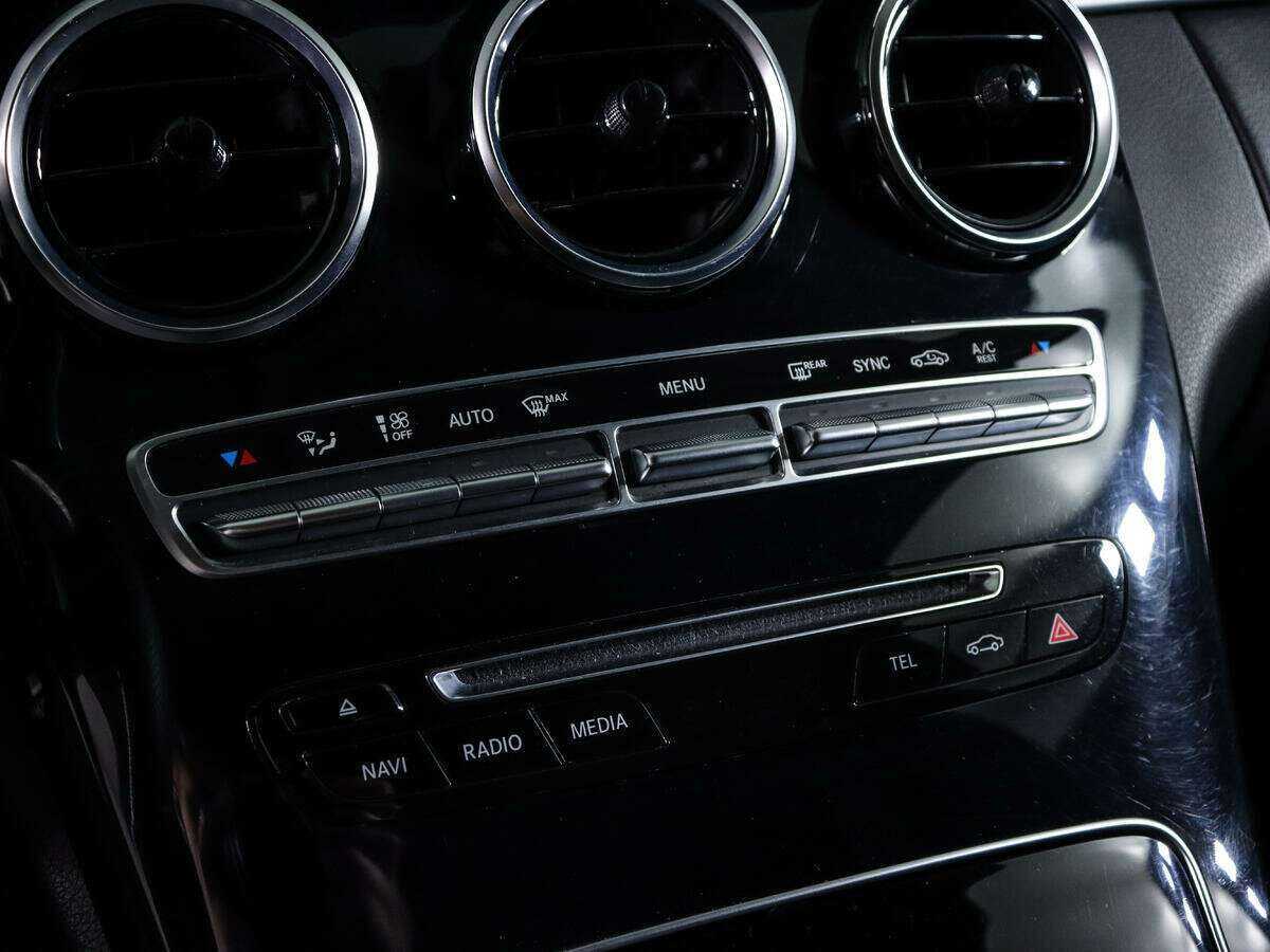 Mercedes-Benz C-Класс 2017 года с пробегом. Фото: #18