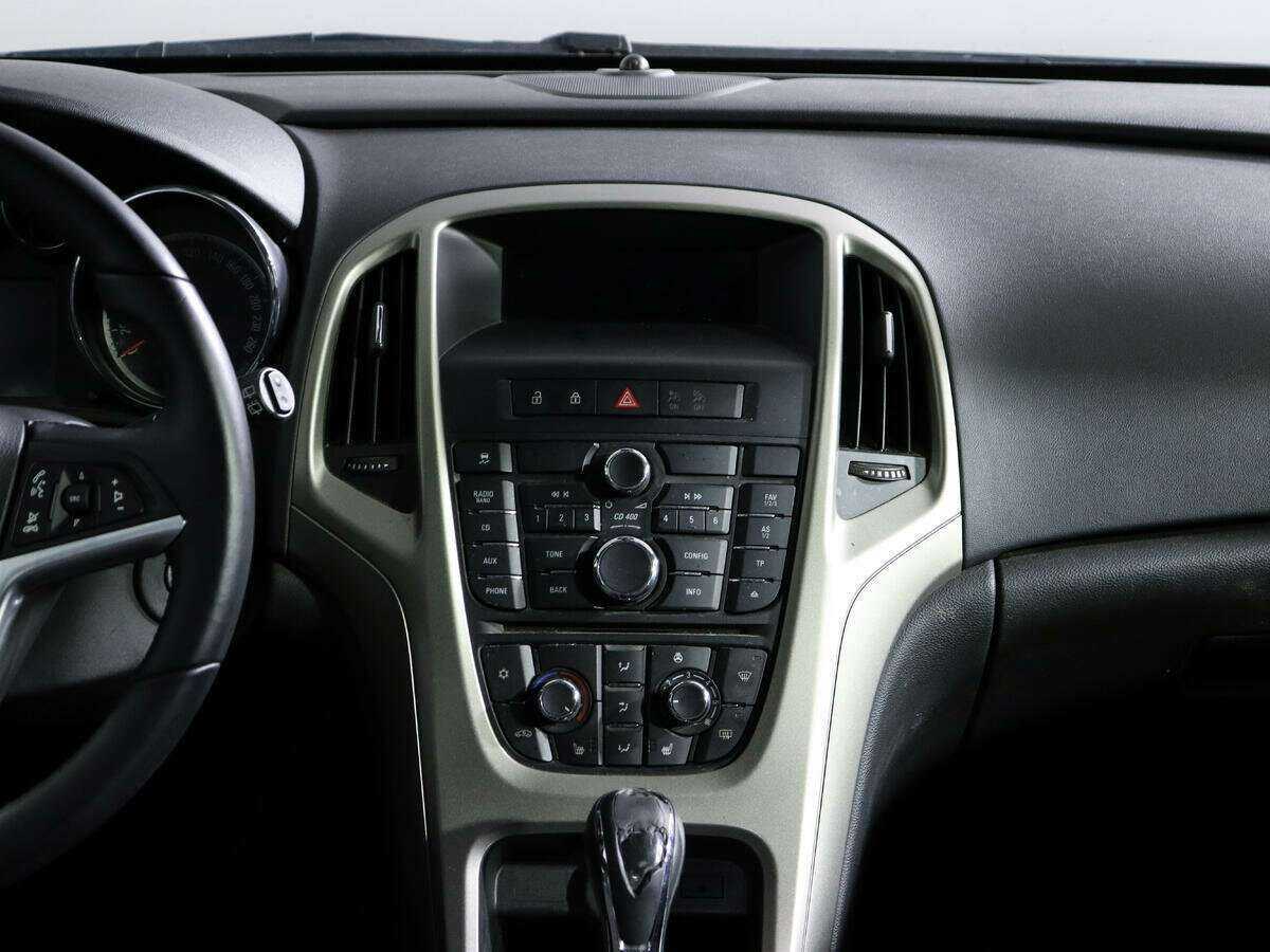 Б/У Опель Астра 2012 года. Фото: #10