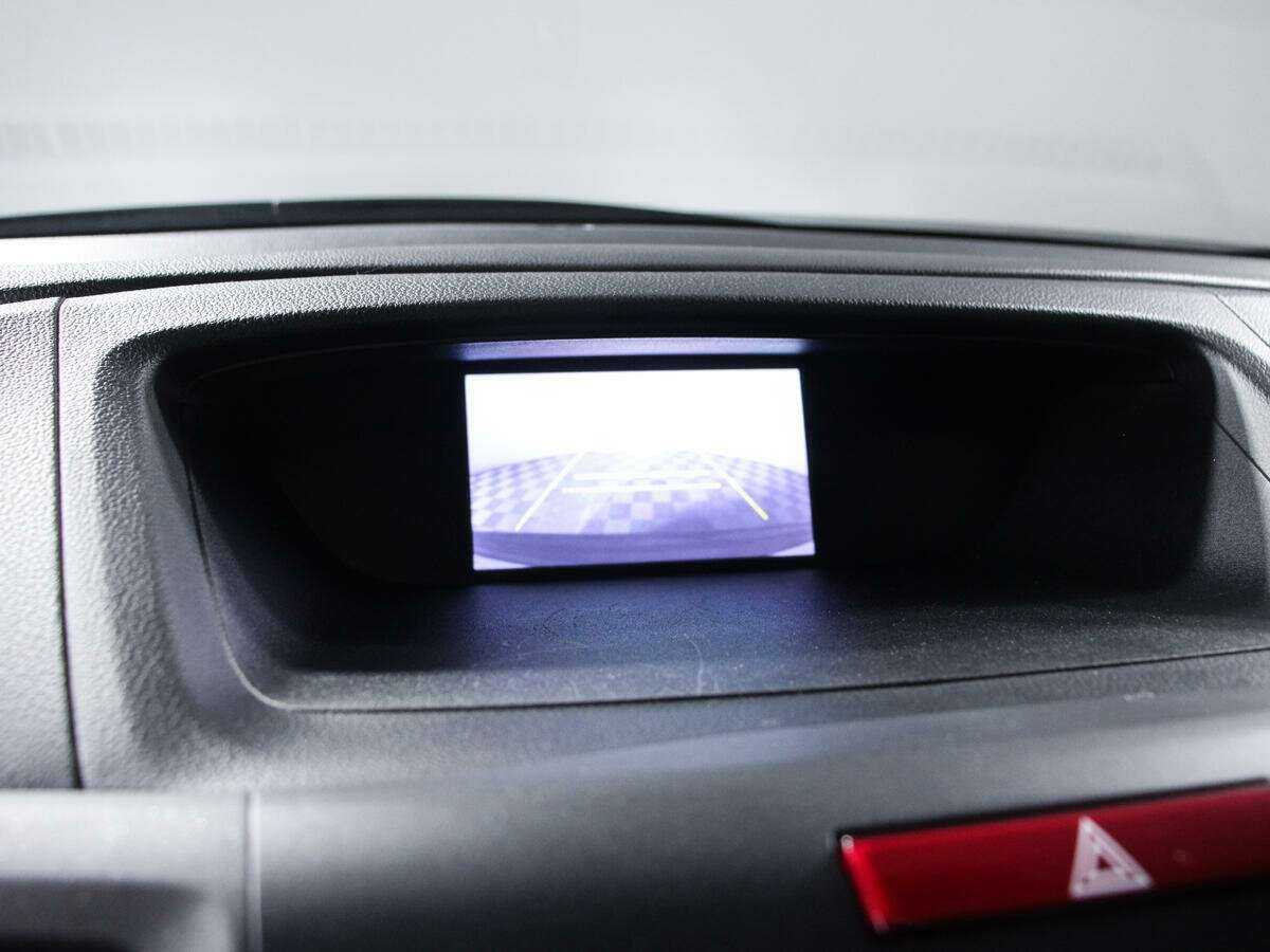 Б/У Хонда ЦР-В 2013 года. Фото: #14