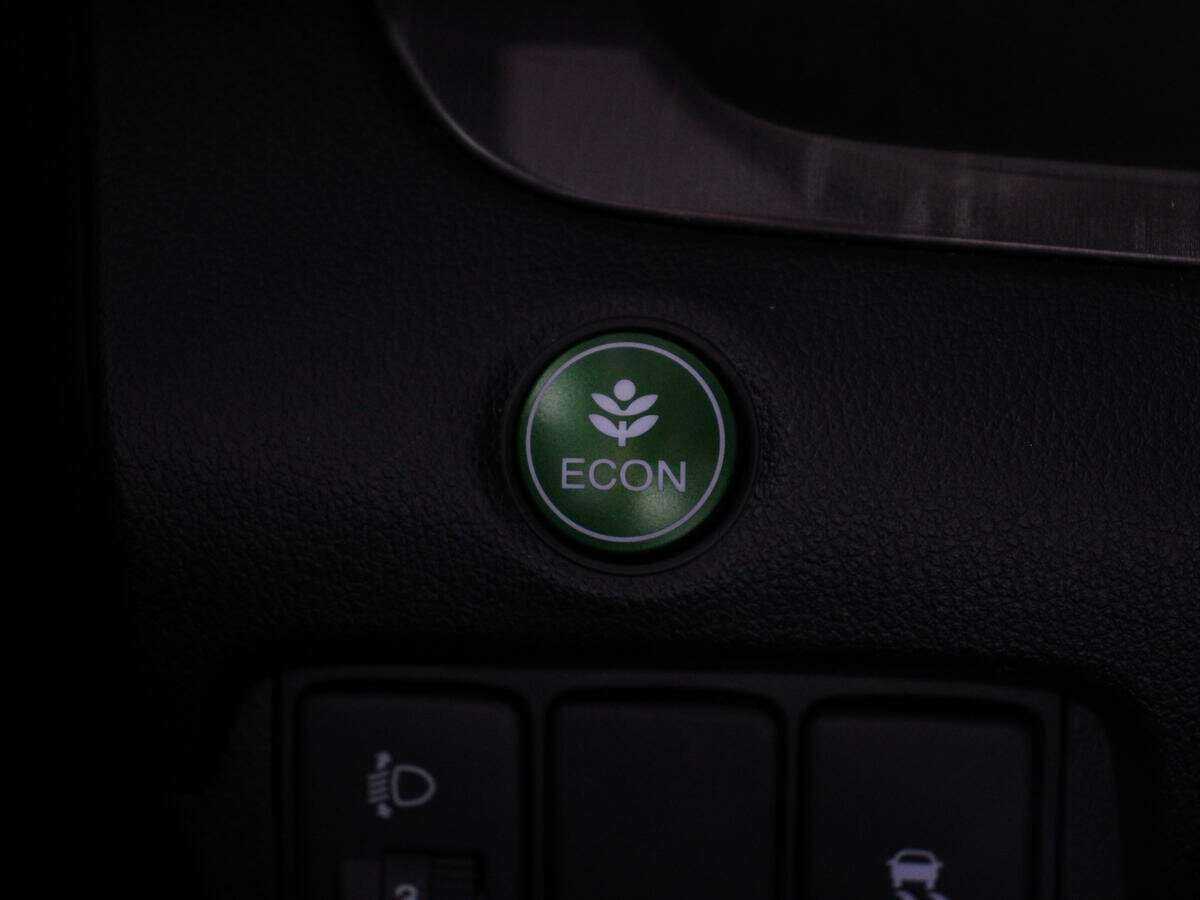 Б/У Хонда ЦР-В 2013 года. Фото: #15