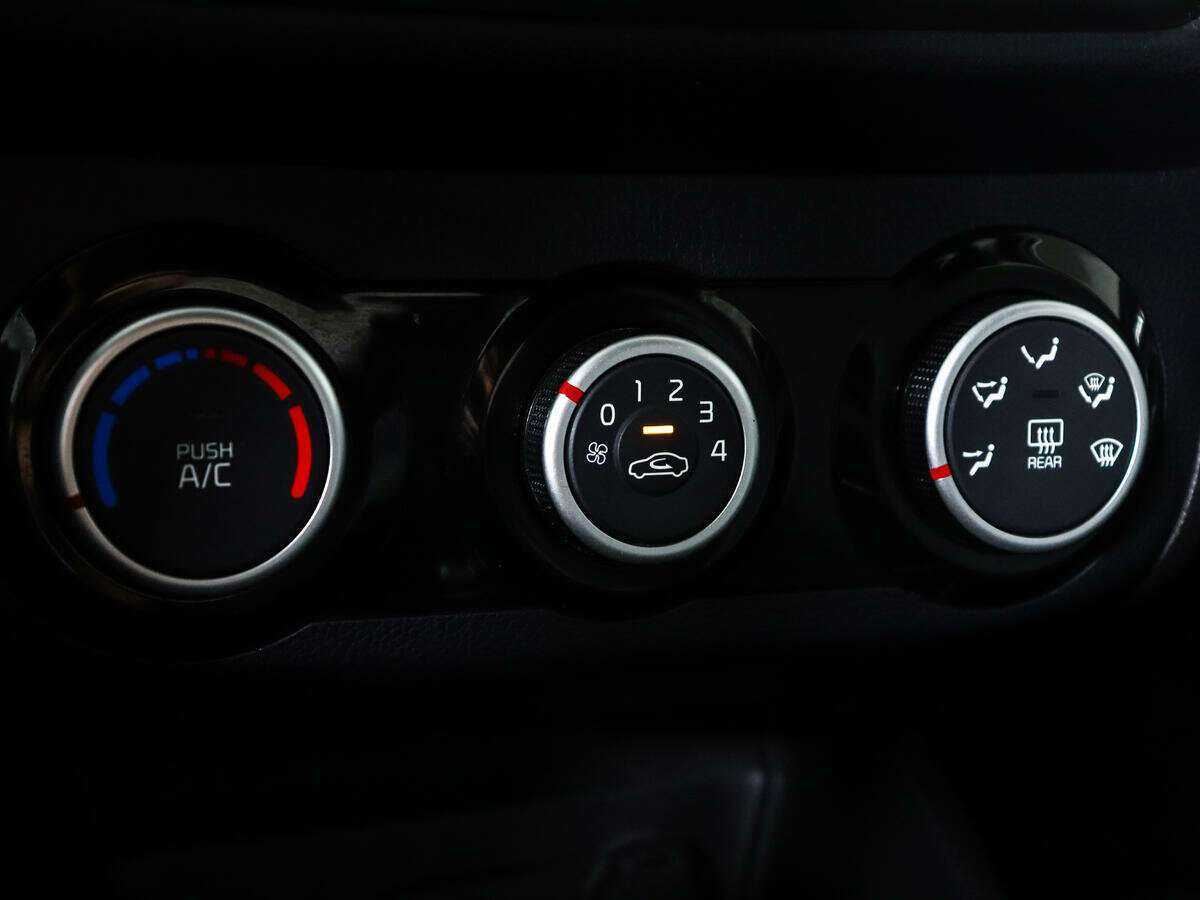 Б/У Киа Рио 2017 года. Фото: #15