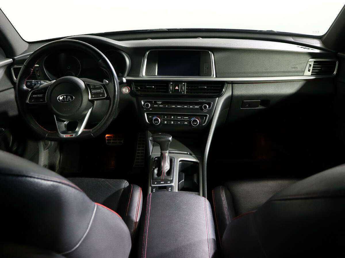 Kia Optima 2018 года с пробегом. Фото: #10