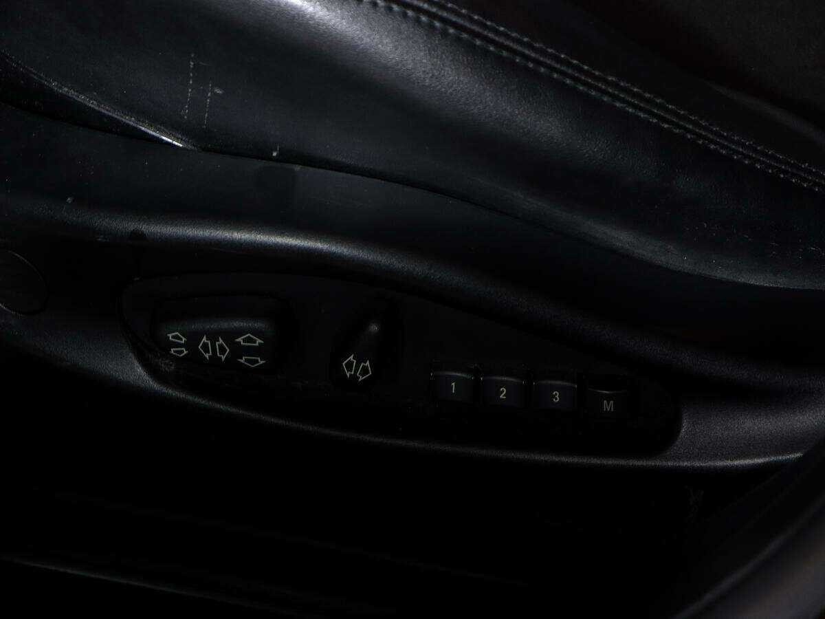 BMW X1 2012 года с пробегом. Фото: #16