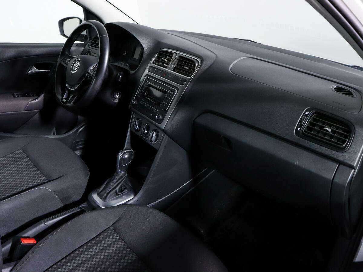 Б/У Фольксваген Поло 2019 года. Фото: #7