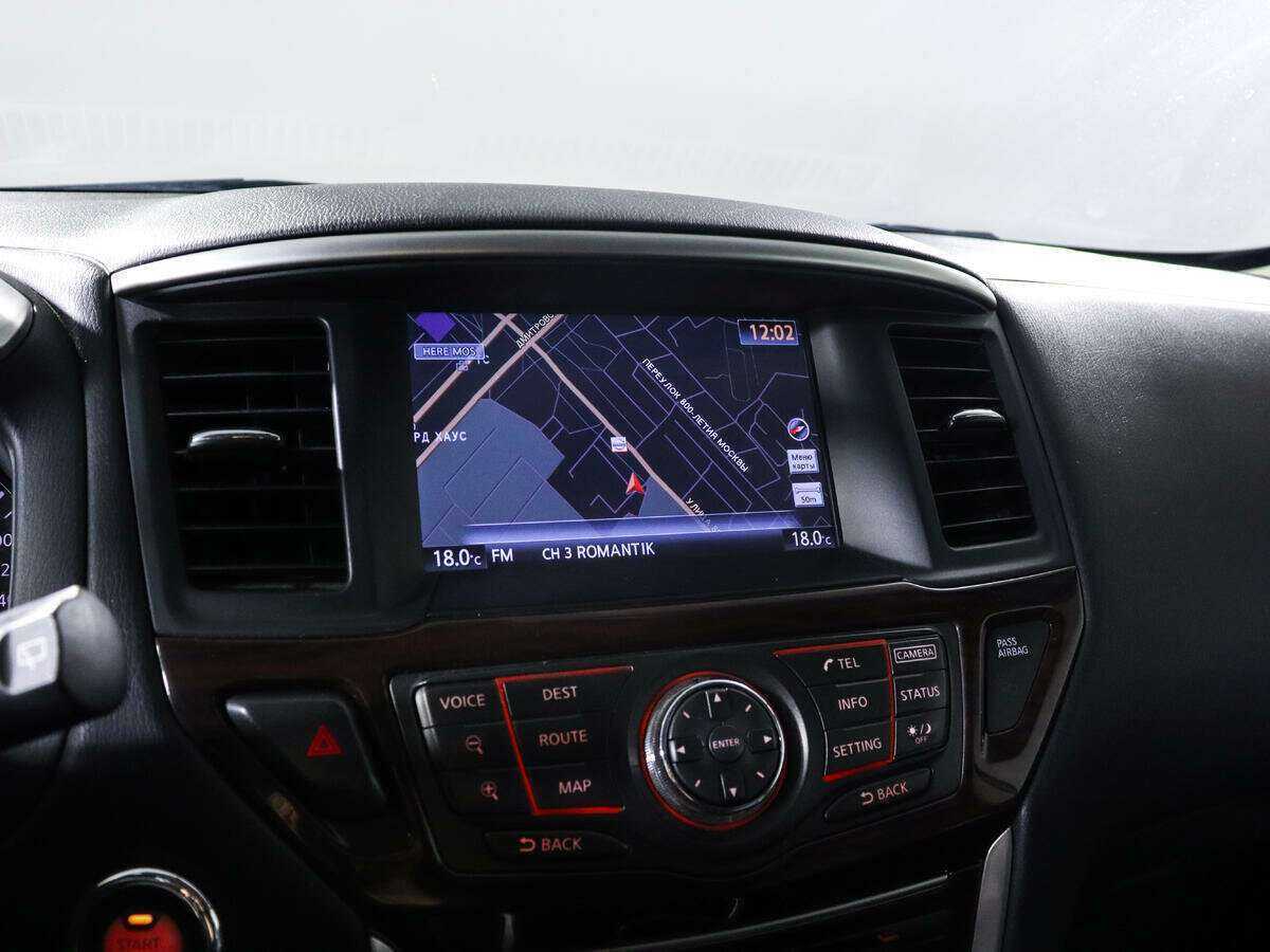 Б/У Ниссан Патфайндер 2015 года. Фото: #13