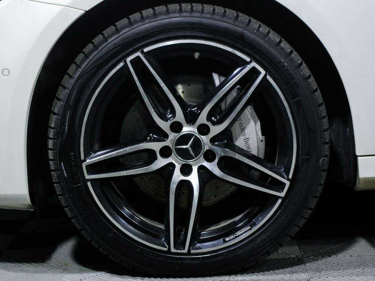 Mercedes-Benz E-Класс 2017 года с пробегом. Фото: #18