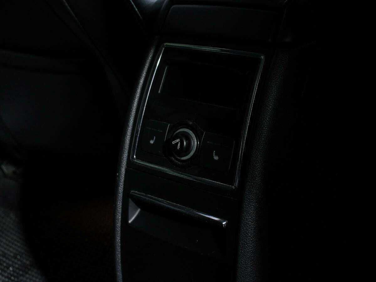 Б/У Шкода Суперб 2014 года. Фото: #18