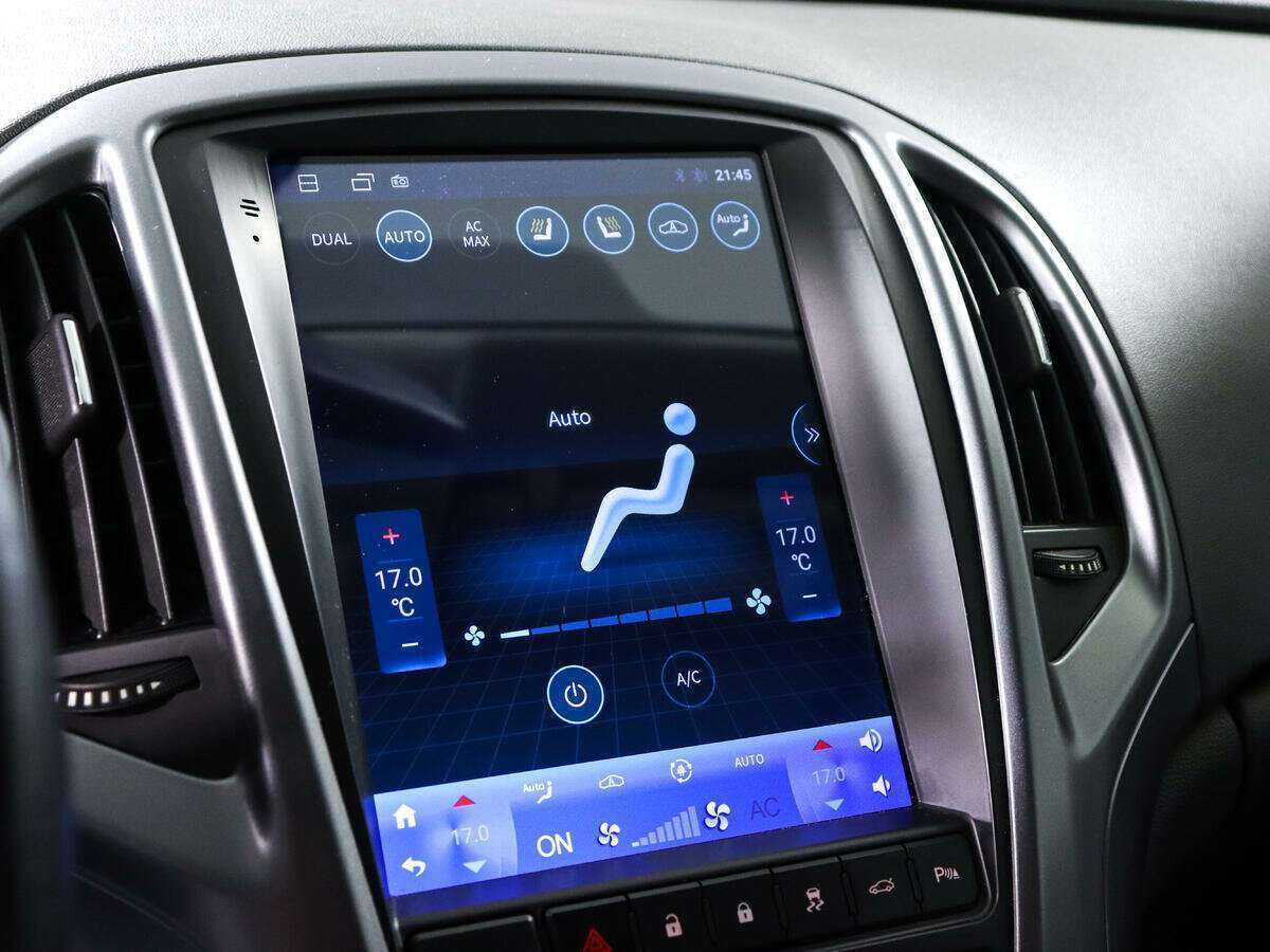 Б/У Опель Астра 2013 года. Фото: #17