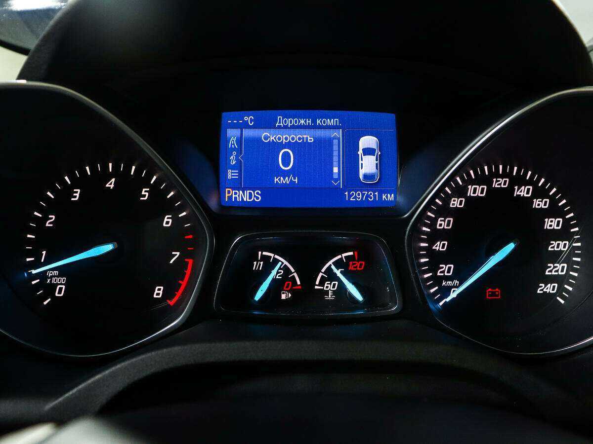 Б/У Форд Куга 2015 года. Фото: #9