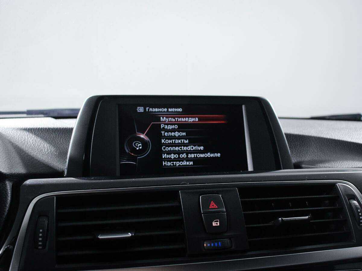 BMW 3 серии 2017 года с пробегом. Фото: #14