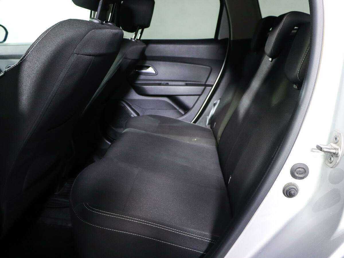 Б/У Рено Дастер 2021 года. Фото: #7