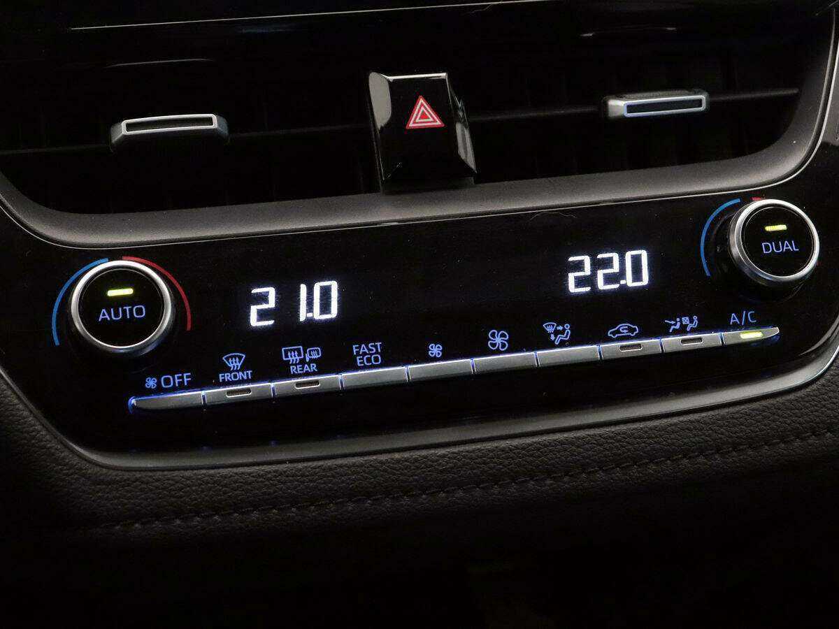 Toyota Corolla 2019 года с пробегом. Фото: #16