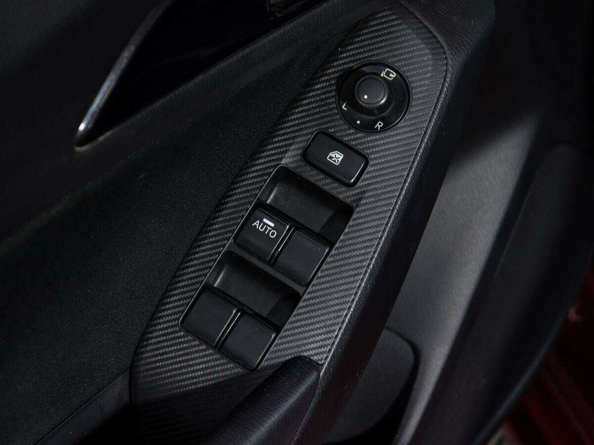 Б/У Мазда 3 2014 года. Фото: #14