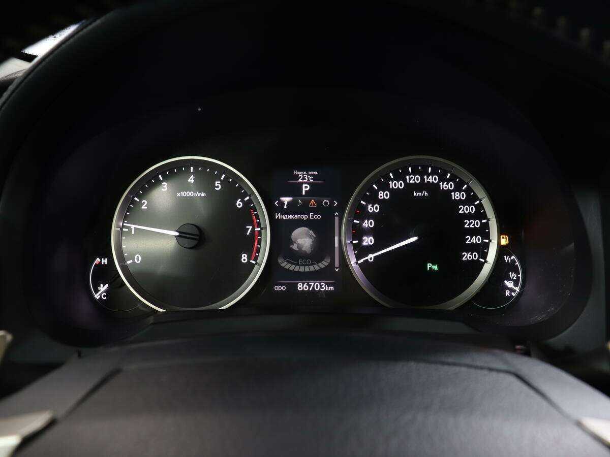 Lexus IS 2015 года с пробегом. Фото: #7