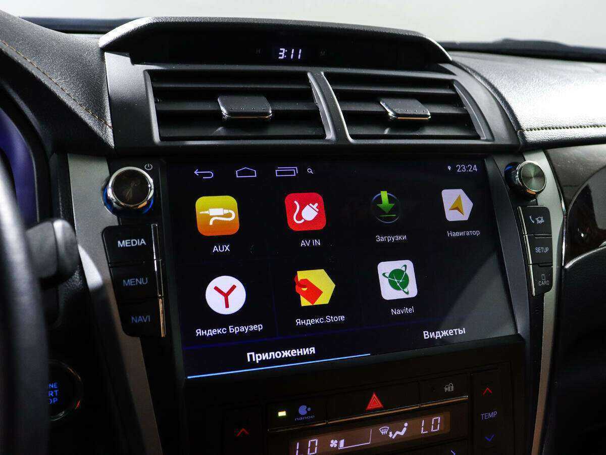 Б/У Тойота Камри 2016 года. Фото: #12