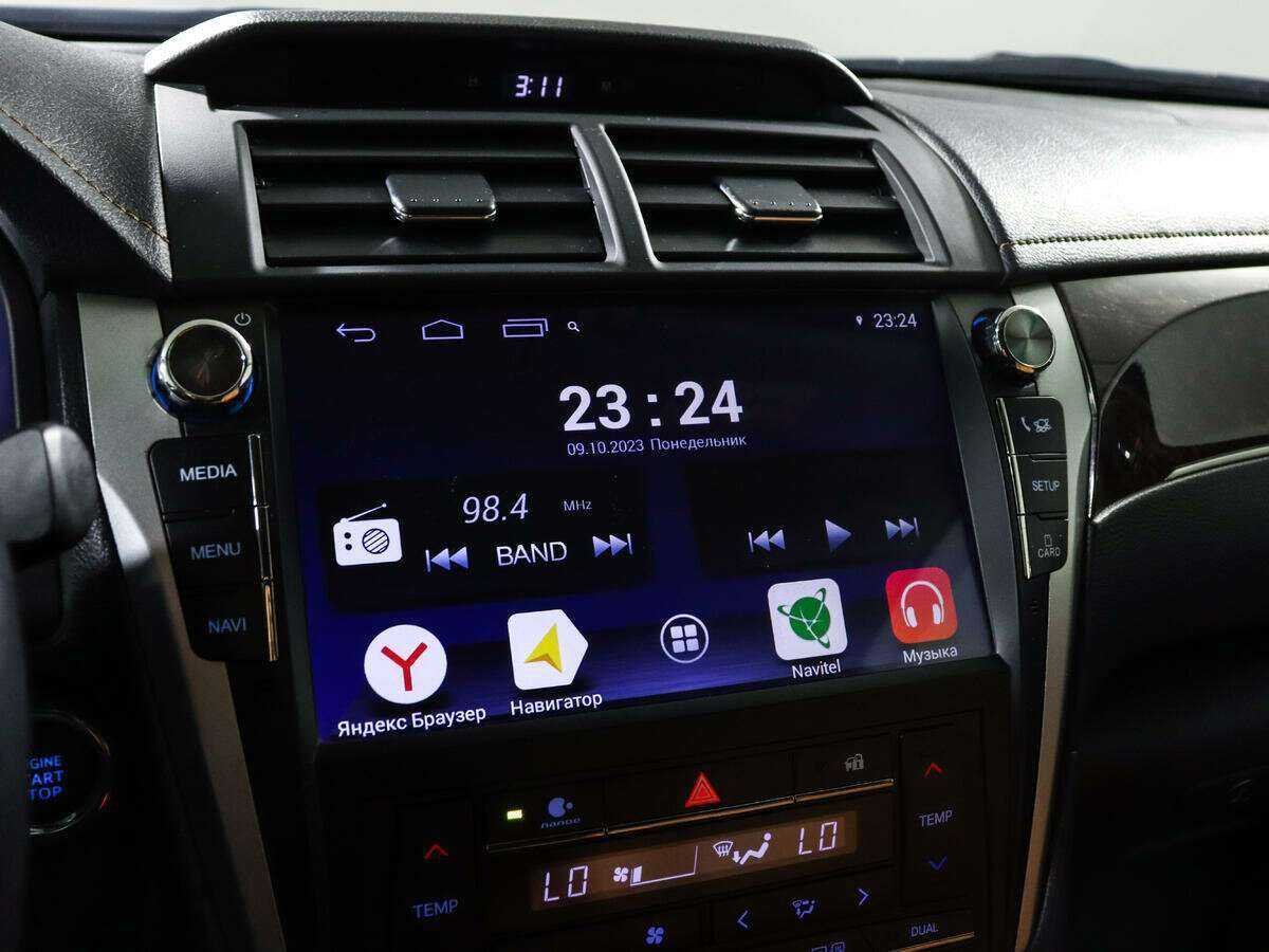 Б/У Тойота Камри 2016 года. Фото: #14