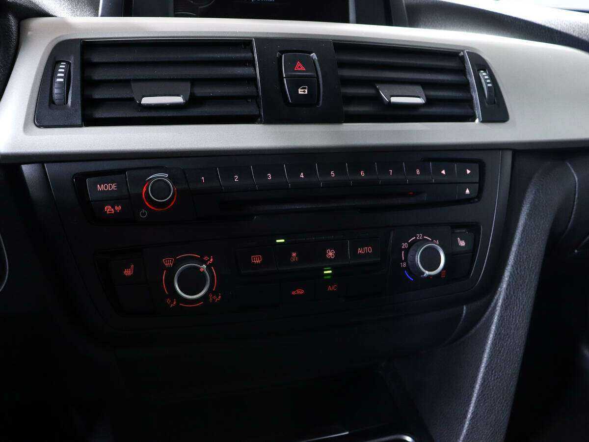 BMW 3 серии 2014 года с пробегом. Фото: #15