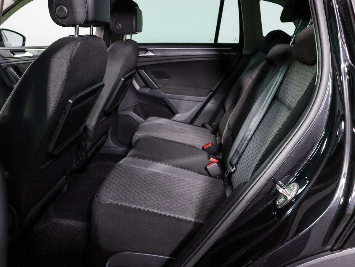 Б/У Фольксваген Тигуан 2018 года. Фото: #7