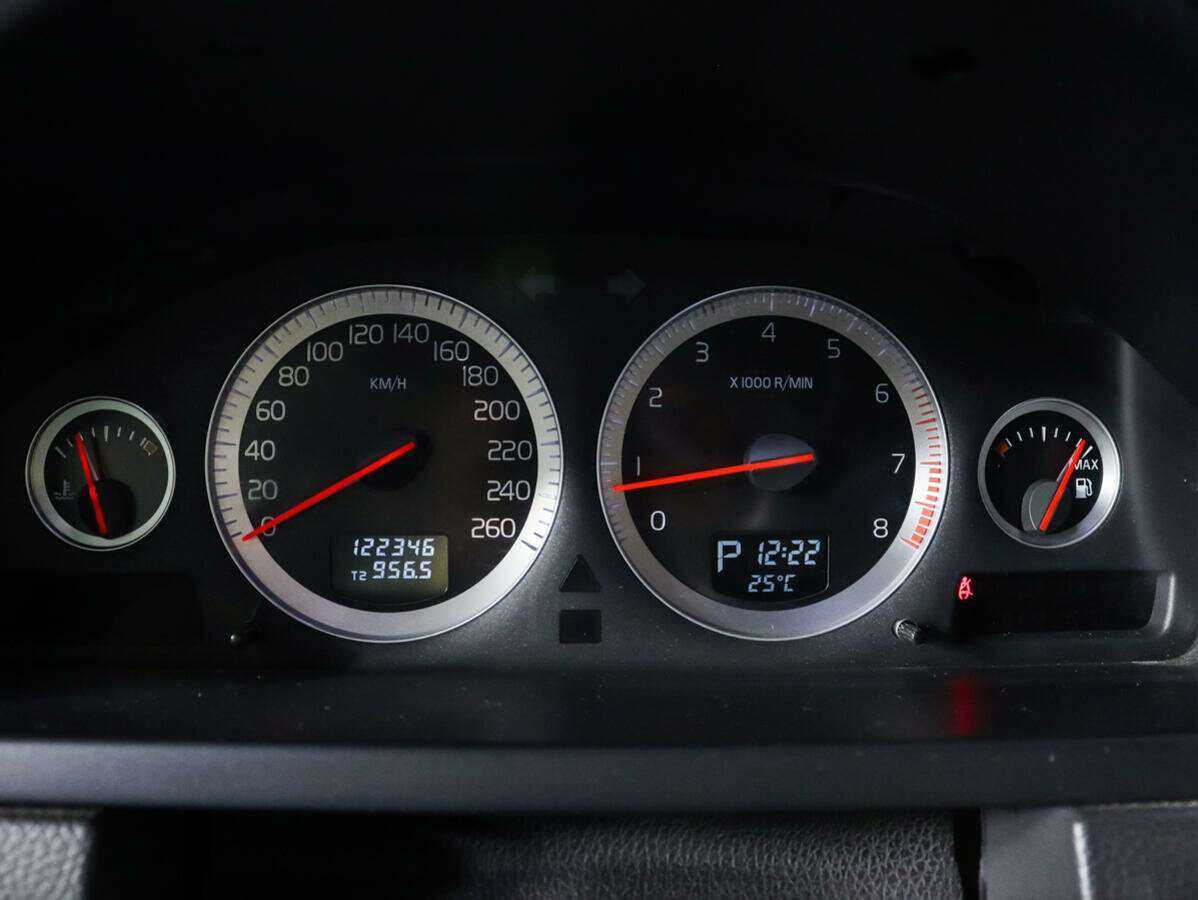 Б/У Вольво ИксЦ90 2012 года. Фото: #7