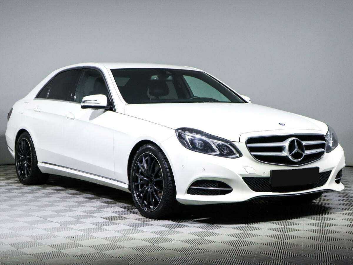Mercedes-Benz E-Класс 2015 года с пробегом. Фото: #2