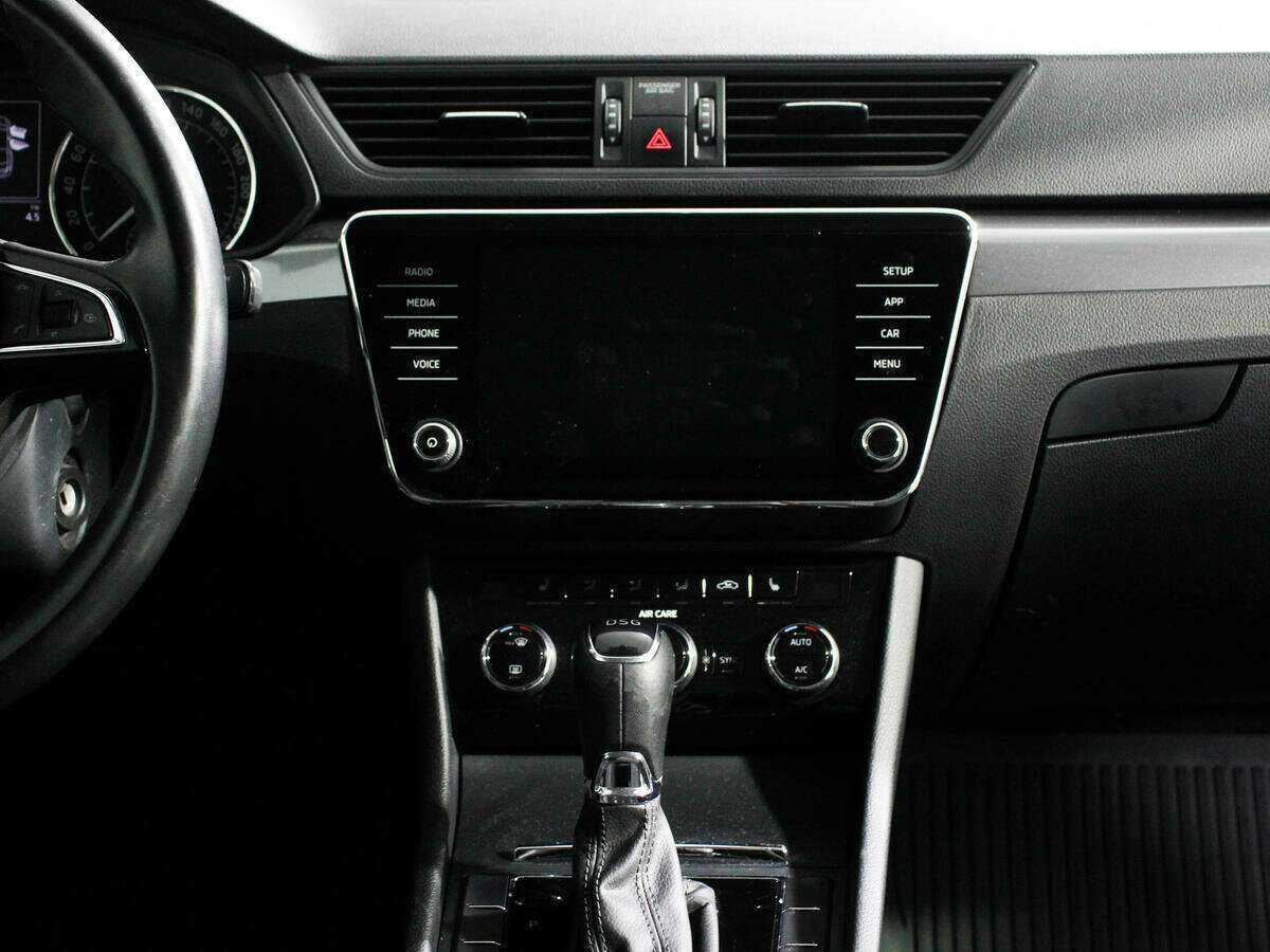 Б/У Шкода Суперб 2017 года. Фото: #9