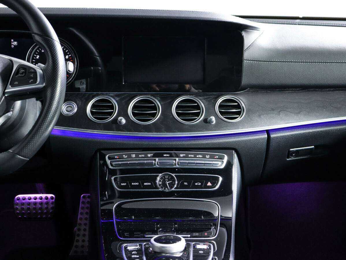 Mercedes-Benz E-Класс 2016 года с пробегом. Фото: #9