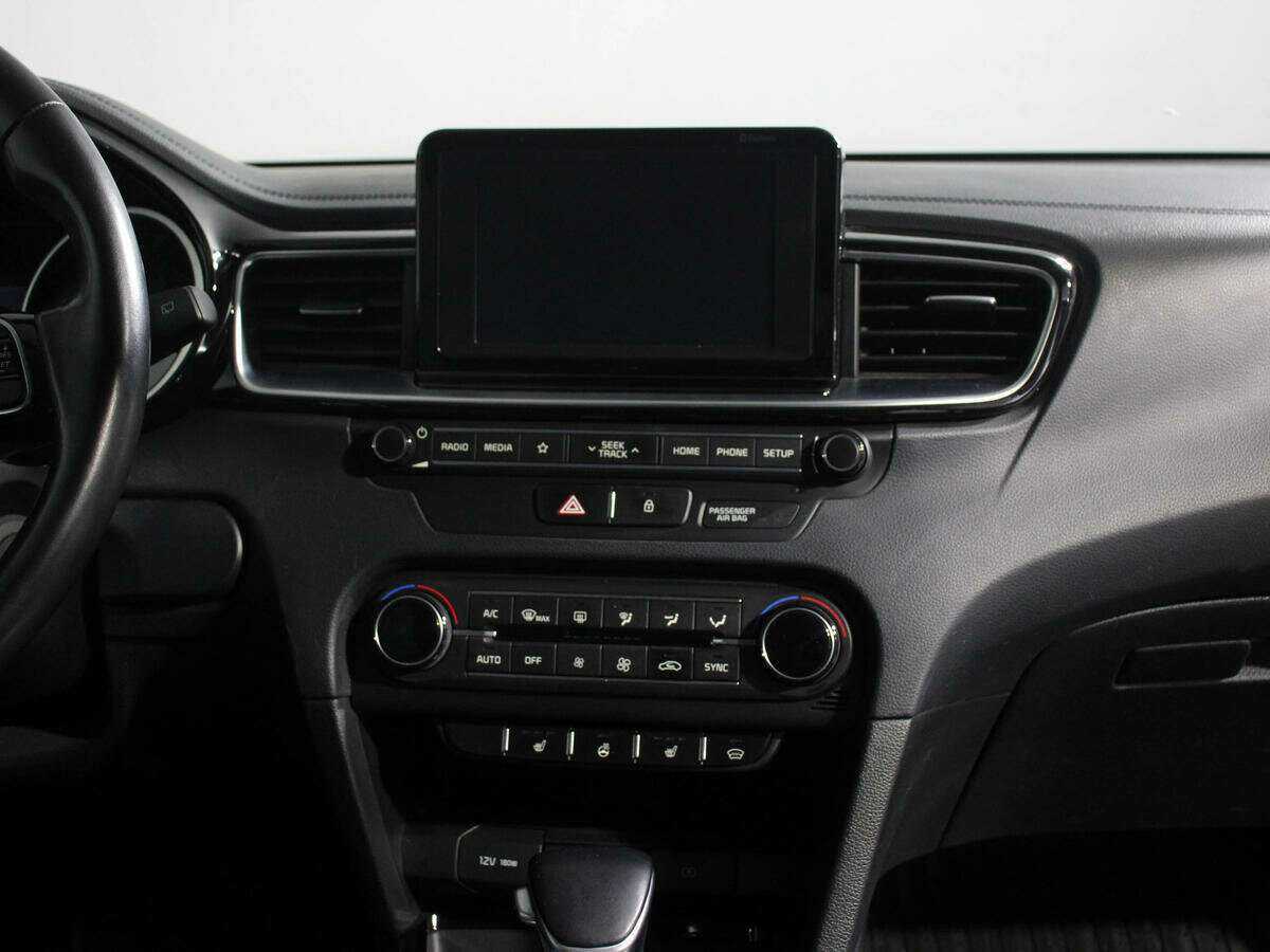 Б/У Киа Сид 2018 года. Фото: #10