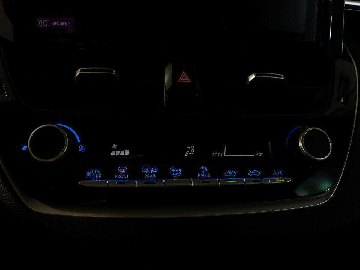 Toyota Corolla 2022 года с пробегом. Фото: #17