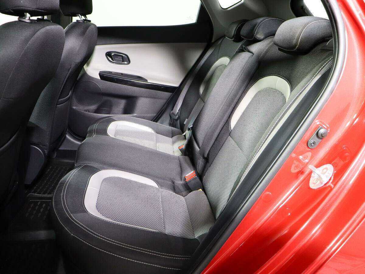 Б/У Киа Сид 2018 года. Фото: #9