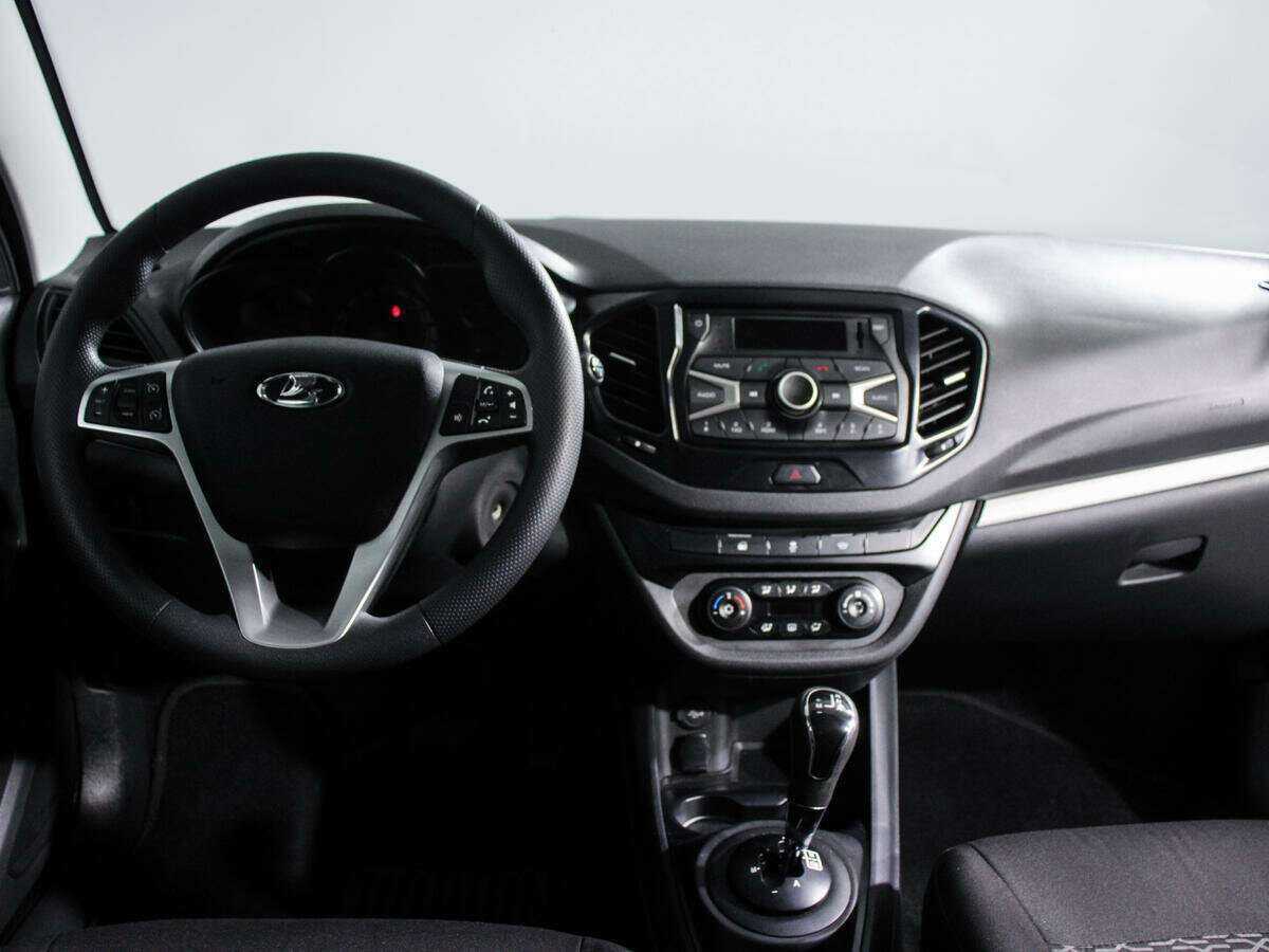 Lada (ВАЗ) Vesta 2019 года с пробегом. Фото: #8