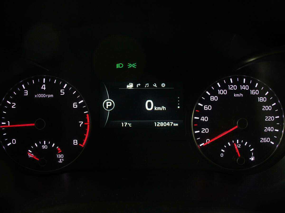 Б/У Киа Оптима 2016 года. Фото: #6