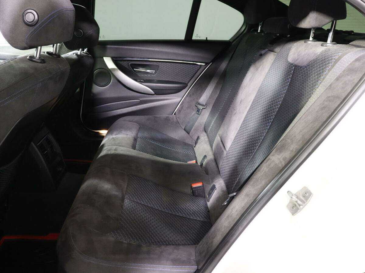 BMW 3 серии 2016 года с пробегом. Фото: #9