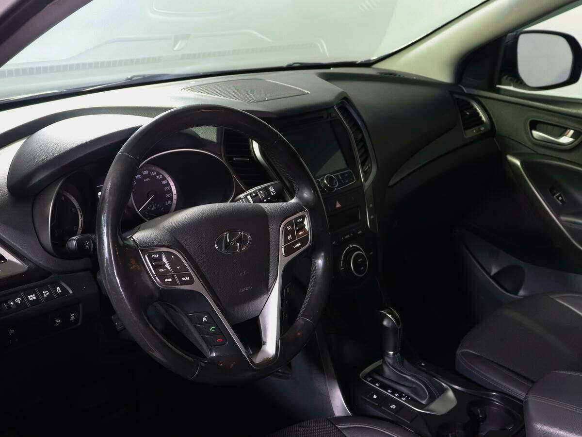 Б/У Хендай Санта Фе 2017 года. Фото: #10