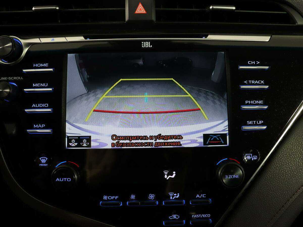 Toyota Camry 2018 года с пробегом. Фото: #24