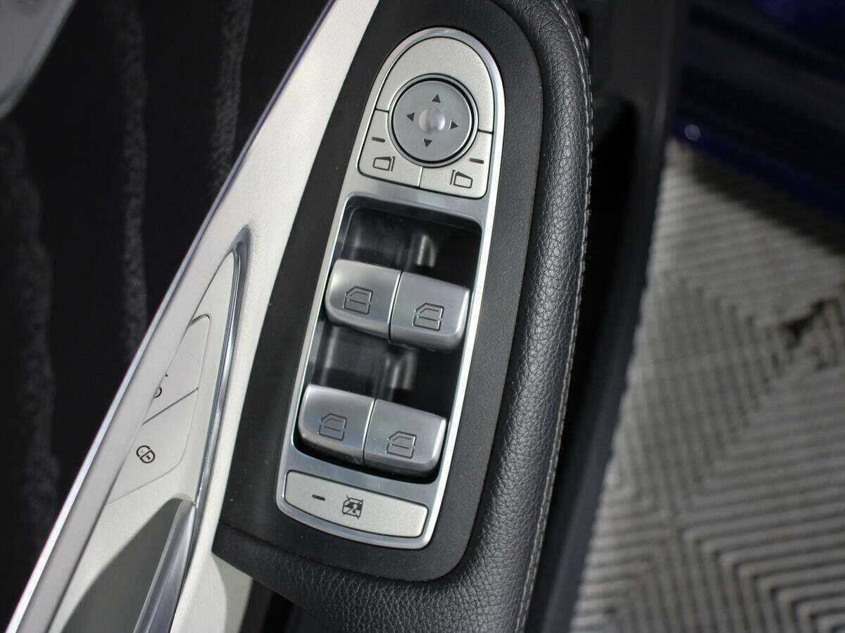 Mercedes-Benz C-Класс 2015 года с пробегом. Фото: #15